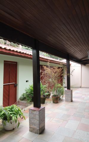 Casa para alugar com 250m², 4 quartos e 4 vagasGaragem