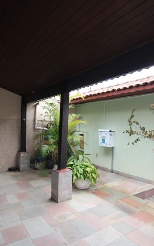 Casa para alugar com 250m², 4 quartos e 4 vagasGaragem