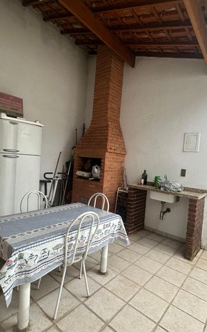 Casa à venda com 210m², 3 quartos e 4 vagas Casa à venda com 210m², 3 quartos e 4 vagasChurrasqueira