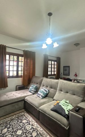 Casa à venda com 210m², 3 quartos e 4 vagas Casa à venda com 210m², 3 quartos e 4 vagasSala