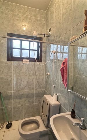 Casa à venda com 210m², 3 quartos e 4 vagas Casa à venda com 210m², 3 quartos e 4 vagasBanheiro 2