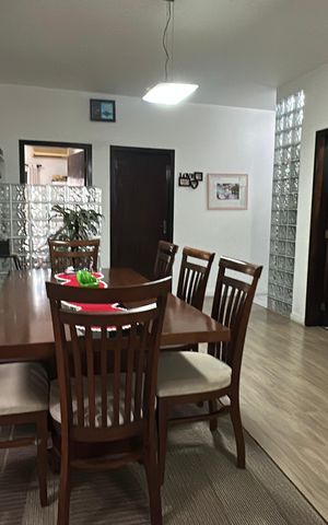 Casa à venda com 210m², 3 quartos e 4 vagas Casa à venda com 210m², 3 quartos e 4 vagasSala de Jantar