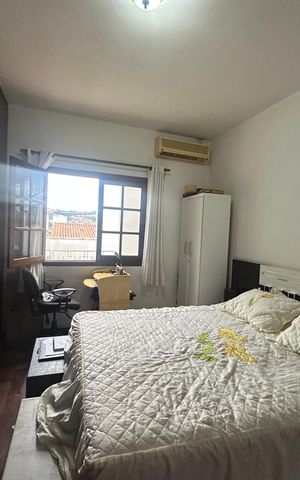 Casa à venda com 210m², 3 quartos e 4 vagas Casa à venda com 210m², 3 quartos e 4 vagasSuíte