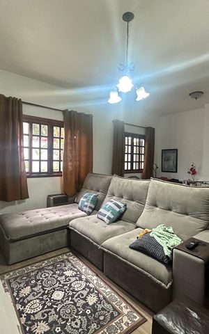 Casa à venda com 210m², 3 quartos e 4 vagas Casa à venda com 210m², 3 quartos e 4 vagasSala