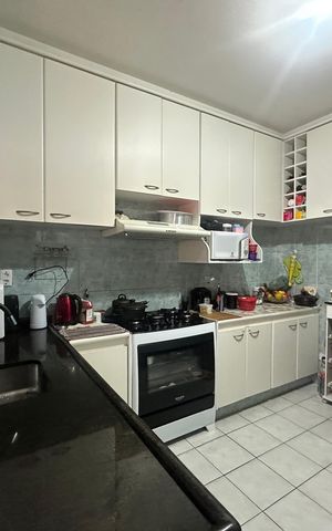 Casa à venda com 210m², 3 quartos e 4 vagas Casa à venda com 210m², 3 quartos e 4 vagasCozinha