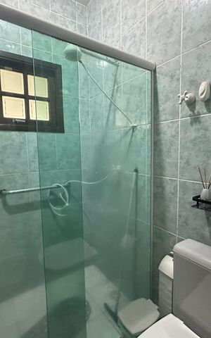 Casa à venda com 210m², 3 quartos e 4 vagas Casa à venda com 210m², 3 quartos e 4 vagasBanheiro 1