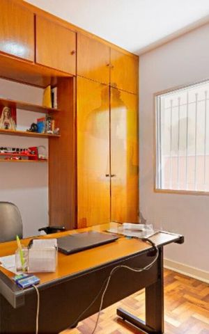 Casa à venda com 136m², 3 quartos e 3 vagas