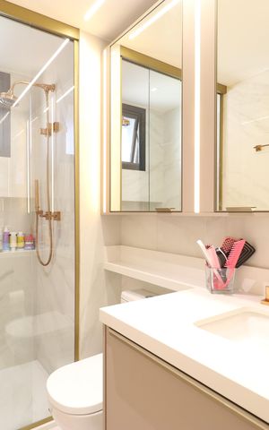 Apartamento à venda com 190m², 4 quartos e 3 vagasBanheiro da Suíte 4