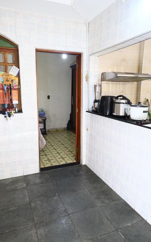 Casa à venda com 168m², 5 quartos e 3 vagasCozinha