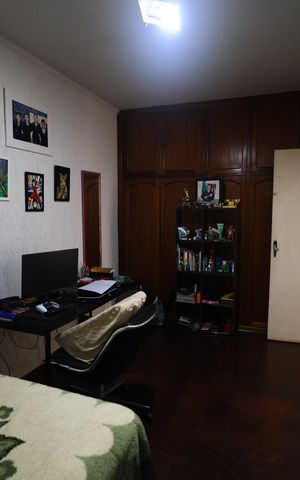 Casa à venda com 168m², 5 quartos e 3 vagasQuarto 4