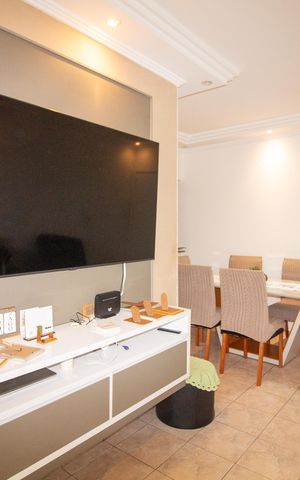 Apartamento à venda com 69m², 3 quartos e 1 vaga Apartamento à venda com 69m², 3 quartos e 1 vagaSala