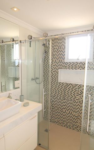 Apartamento à venda com 400m², 3 quartos e 5 vagasQuarto 1 - Banheiro