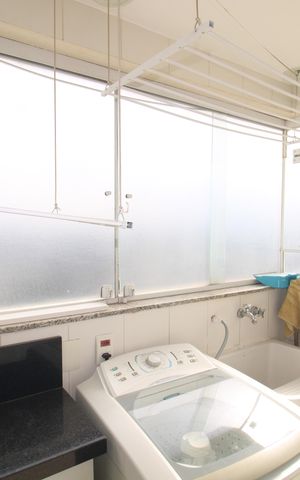 Apartamento à venda com 400m², 3 quartos e 5 vagasÁrea de Serviço