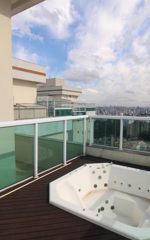 Apartamento à venda com 400m², 3 quartos e 5 vagasVaranda