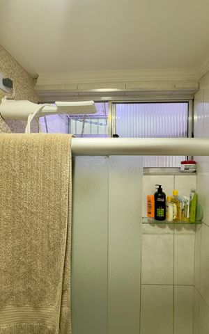 Casa de condomínio para alugar com 45m², 2 quartos e sem vaga Casa de condomínio para alugar com 45m², 2 quartos e sem vagaBanheiro