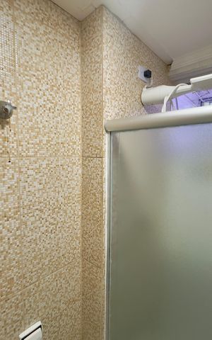 Casa de condomínio para alugar com 45m², 2 quartos e sem vaga Casa de condomínio para alugar com 45m², 2 quartos e sem vagaBanheiro