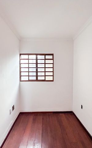 Casa para alugar com 80m², 2 quartos e 2 vagas