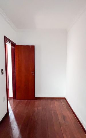 Casa para alugar com 80m², 2 quartos e 2 vagas