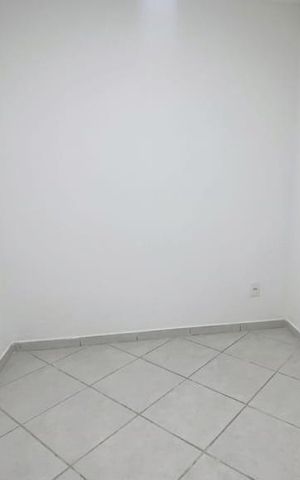 Casa para alugar com 60m², 1 quarto e sem vaga Casa para alugar com 60m², 1 quarto e sem vagaQuarto