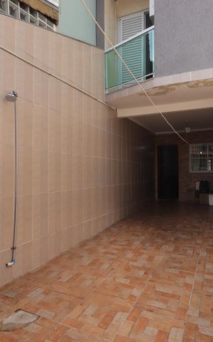 Casa à venda com 100m², 3 quartos e 2 vagasGaragem