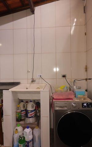 Casa à venda com 100m², 3 quartos e 2 vagasÁrea de Serviço