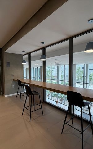 Studio à venda com 43m², 1 quarto e sem vaga Studio à venda com 43m², 1 quarto e sem vagaCoworking