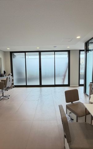 Studio à venda com 43m², 1 quarto e sem vaga Studio à venda com 43m², 1 quarto e sem vagaSalão de Beleza
