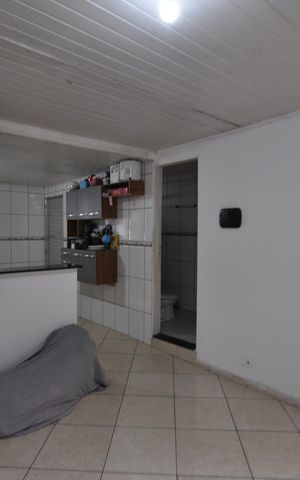 Casa à venda com 75m², 1 quarto e 1 vagaSala