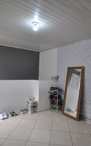 Casa à venda com 75m², 1 quarto e 1 vagaSala