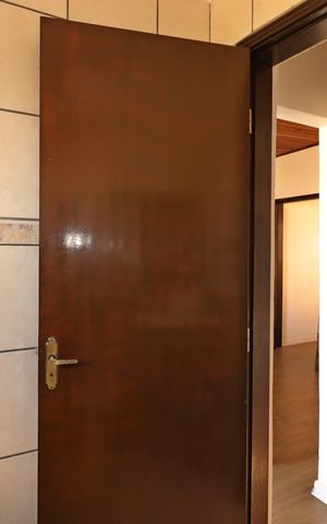 Casa à venda com 245m², 3 quartos e 2 vagasBanheiro da Suíte