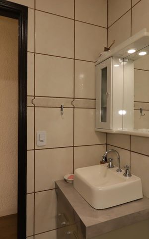 Casa à venda com 245m², 3 quartos e 2 vagasBanheiro Social