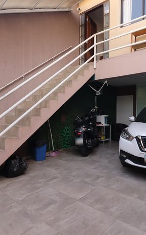 Casa à venda com 245m², 3 quartos e 2 vagasGaragem