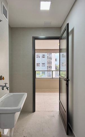 Apartamento à venda com 81m², 2 quartos e 1 vaga Apartamento à venda com 81m², 2 quartos e 1 vagaÁrea de Serviço