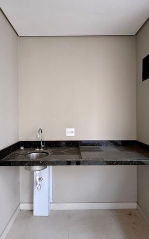 Apartamento à venda com 81m², 2 quartos e 1 vaga Apartamento à venda com 81m², 2 quartos e 1 vagaVaranda