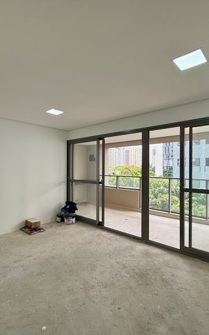 Apartamento à venda com 81m², 2 quartos e 1 vaga Apartamento à venda com 81m², 2 quartos e 1 vagaSala