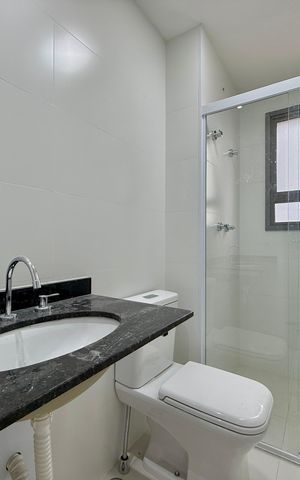Apartamento à venda com 81m², 2 quartos e 1 vaga Apartamento à venda com 81m², 2 quartos e 1 vagaBanheiro Suíte