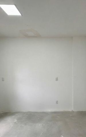Apartamento à venda com 81m², 2 quartos e 1 vaga Apartamento à venda com 81m², 2 quartos e 1 vagaSuíte