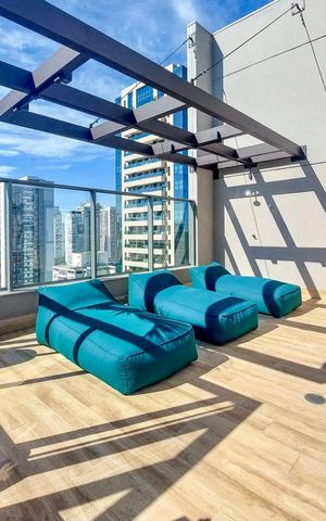 Apartamento à venda com 81m², 2 quartos e 1 vaga Apartamento à venda com 81m², 2 quartos e 1 vagaPiscina