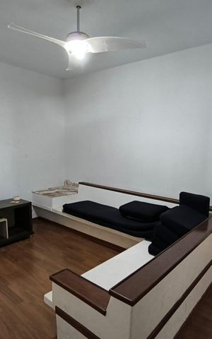 Casa para alugar com 300m², 4 quartos e 4 vagas Casa para alugar com 300m², 4 quartos e 4 vagasSala