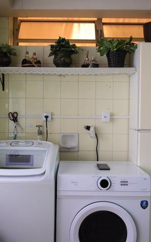 Apartamento à venda com 136m², 3 quartos e 1 vagaÁrea de Serviço