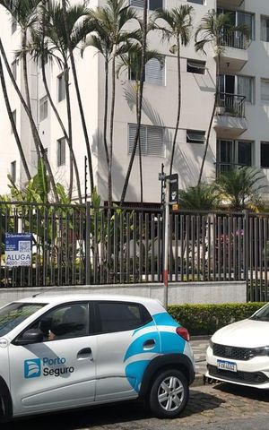 Apartamento para alugar com 51m², 2 quartos e 1 vaga Apartamento para alugar com 51m², 2 quartos e 1 vagaFachada