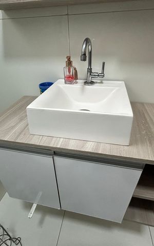 Casa para alugar com 500m², 3 quartos e 4 vagasBanheiro Social