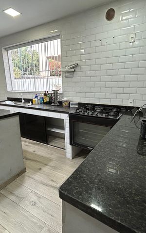 Casa para alugar com 500m², 3 quartos e 4 vagasCozinha