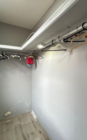 Casa para alugar com 500m², 3 quartos e 4 vagasCloset Quarto 2