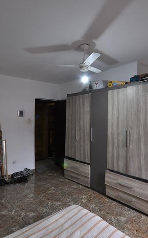 Casa à venda com 75m², 1 quarto e sem vagaQuarto
