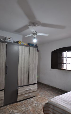 Casa à venda com 75m², 1 quarto e sem vagaQuarto