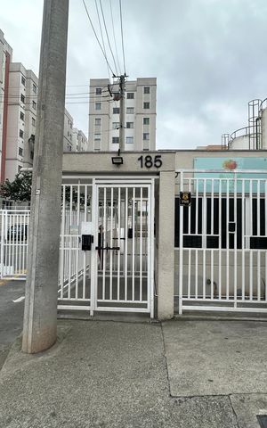 Apartamento à venda com 45m², 2 quartos e 1 vaga Apartamento à venda com 45m², 2 quartos e 1 vagaFachada e portaria