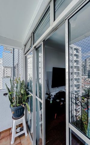 Apartamento à venda com 64m², 2 quartos e 1 vagaVaranda