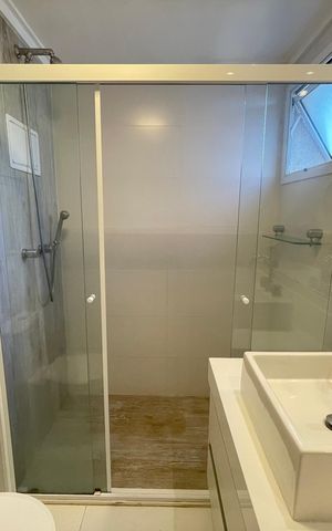 Apartamento à venda com 171m², 4 quartos e 3 vagas Apartamento à venda com 171m², 4 quartos e 3 vagasBanheiro 3
