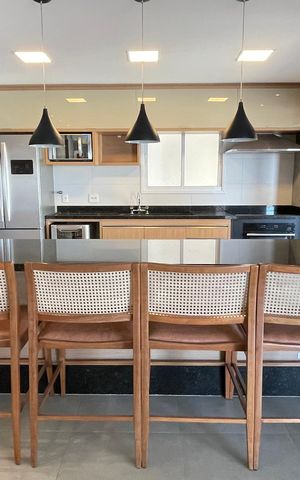Apartamento à venda com 171m², 4 quartos e 3 vagas Apartamento à venda com 171m², 4 quartos e 3 vagasSala